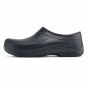 Shoes for Crews Radium, zwarte klompen voor zowel dames als heren met zeer goede antislip - zijkant links | SKU 69578