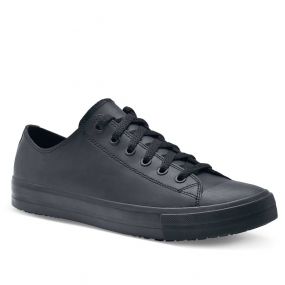 Shoes for Crews Delray, zwarte antislipschoenen met moderne uitstraling - driekwartsaanzicht | SKU 38649